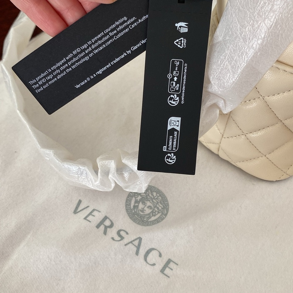 Versace Medusa Cream Quilted Lamb Leather Bucket Shoulder Bag - Picture 8 of 12